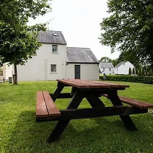 Holiday home Castle Gardens